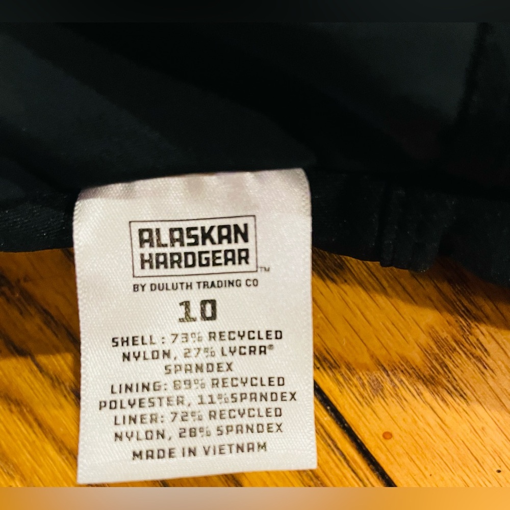 Alaskan Hardgear Duluth Trading Co. black high neck bra, size 10 - Picture 7 of 7